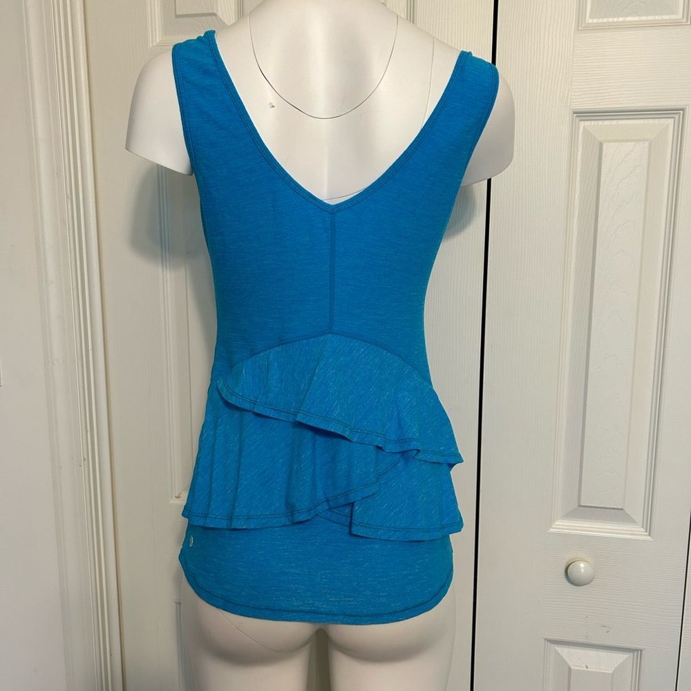 Lululemon women’s Hustle Ruffle Back Tank top - Picture 5 of 7